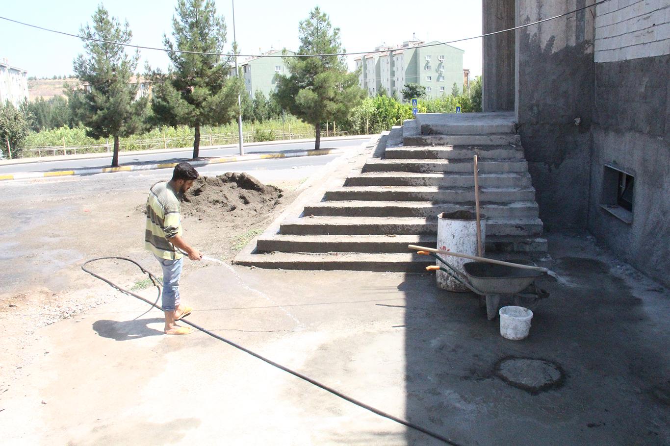 Yapımı tamamlanamayan cami yardım bekliyor Yapımı tamamlanamayan cami yardım bekliyor